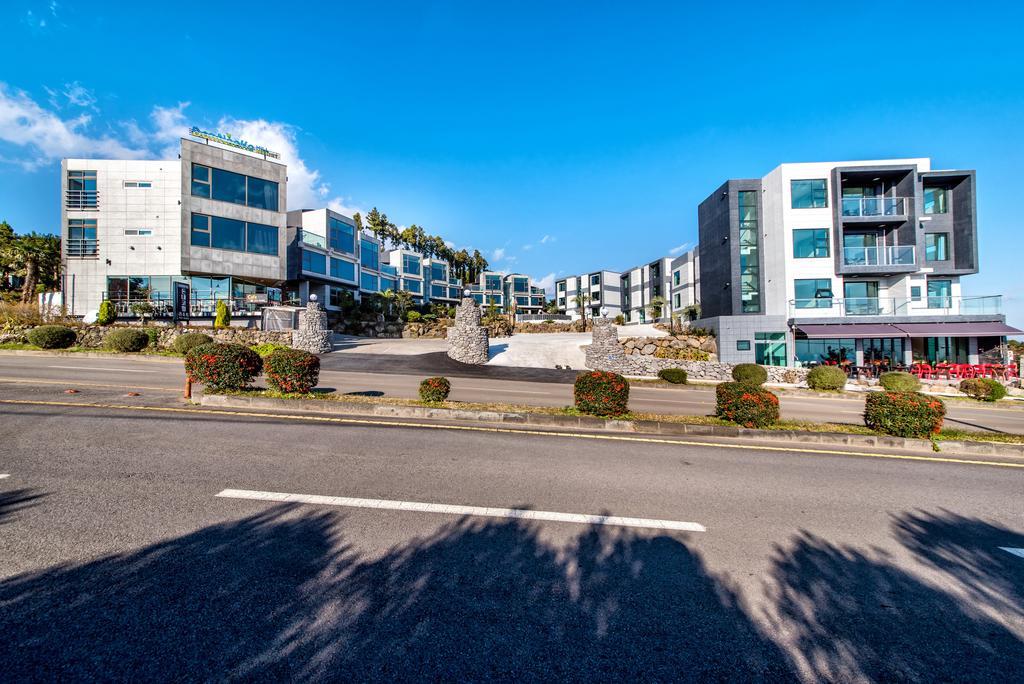 Donnaekohill Resort Seogwipo Exterior foto